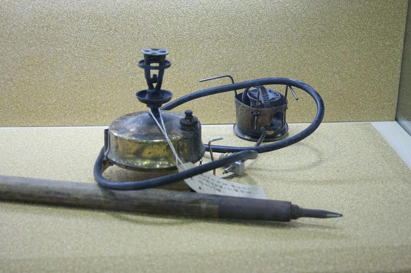 065 Stove used in that early attempt.jpg